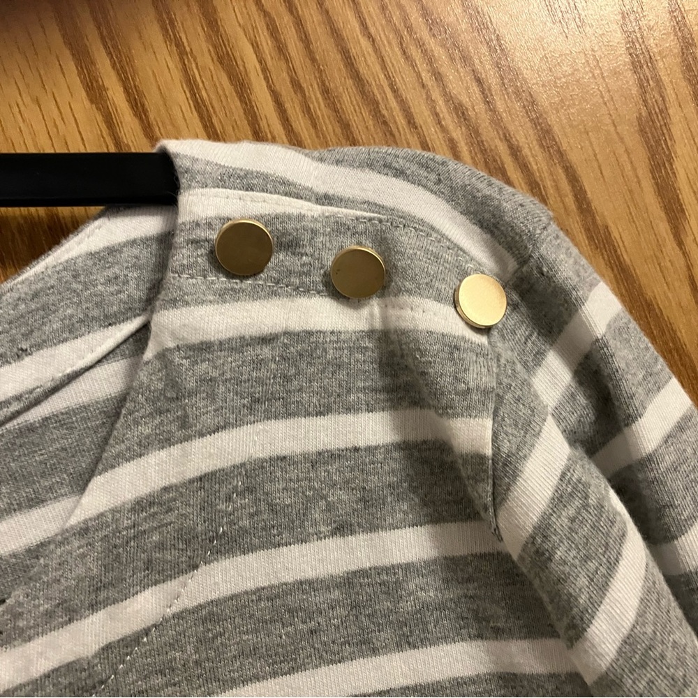 Liz Claiborne Gray and White Striped 3/4 length sleeve Gold Button Accents - Picture 4 of 5